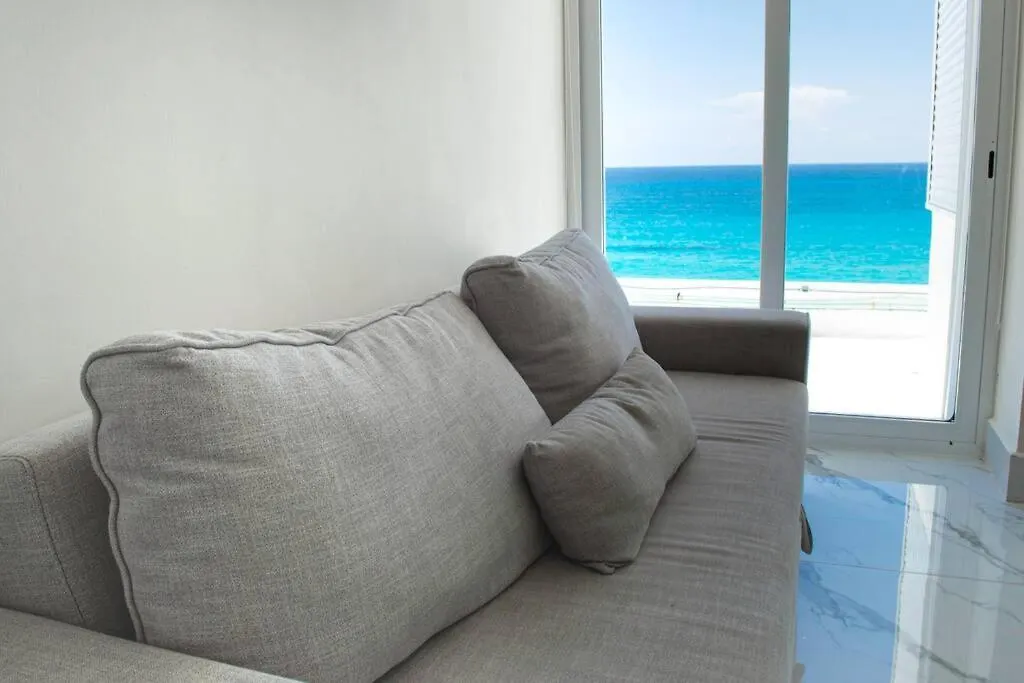 Luxury Ocean Front Apartment, 2 Bedroom Beach, Gym, Spa Cancun Mexico