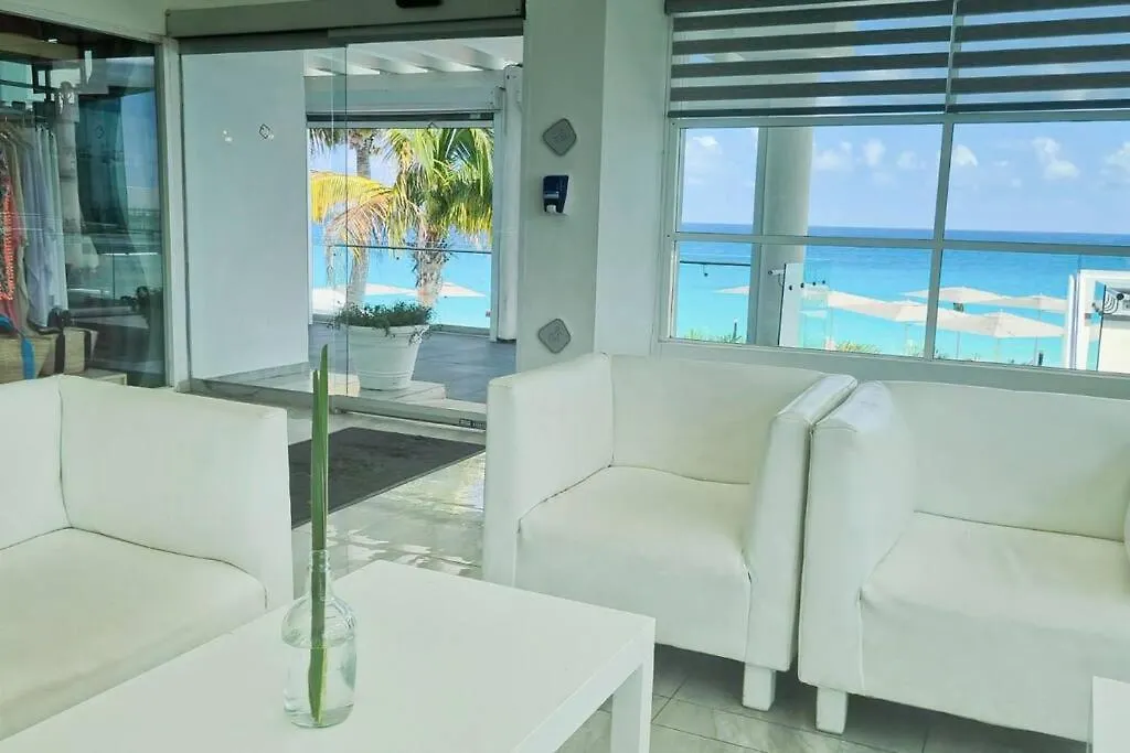 Luxury Ocean Front Apartment, 2 Bedroom Beach, Gym, Spa Cancun