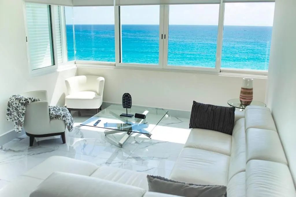 Apartment Luxury Ocean Front Apartment, 2 Bedroom Beach, Gym, Spa Cancun Mexico