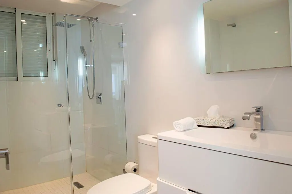 Luxury Ocean Front Apartment, 2 Bedroom Beach, Gym, Spa Cancun Mexico