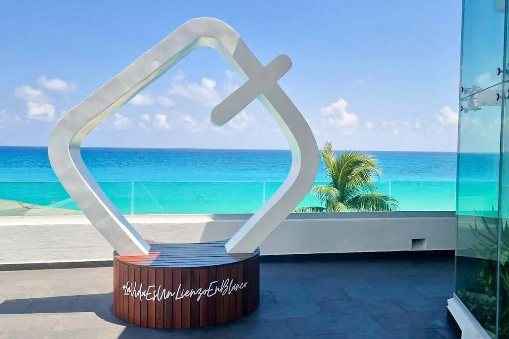 Apartment Luxury Ocean Front Apartment, 2 Bedroom Beach, Gym, Spa Cancun
