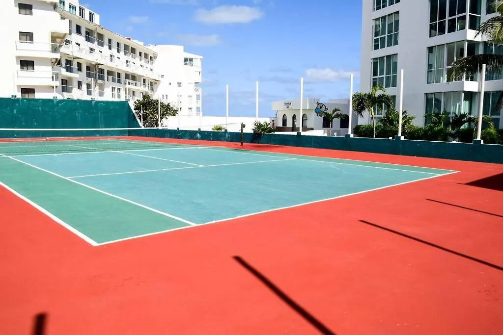 Apartment Luxury Ocean Front Apartment, 2 Bedroom Beach, Gym, Spa Cancun